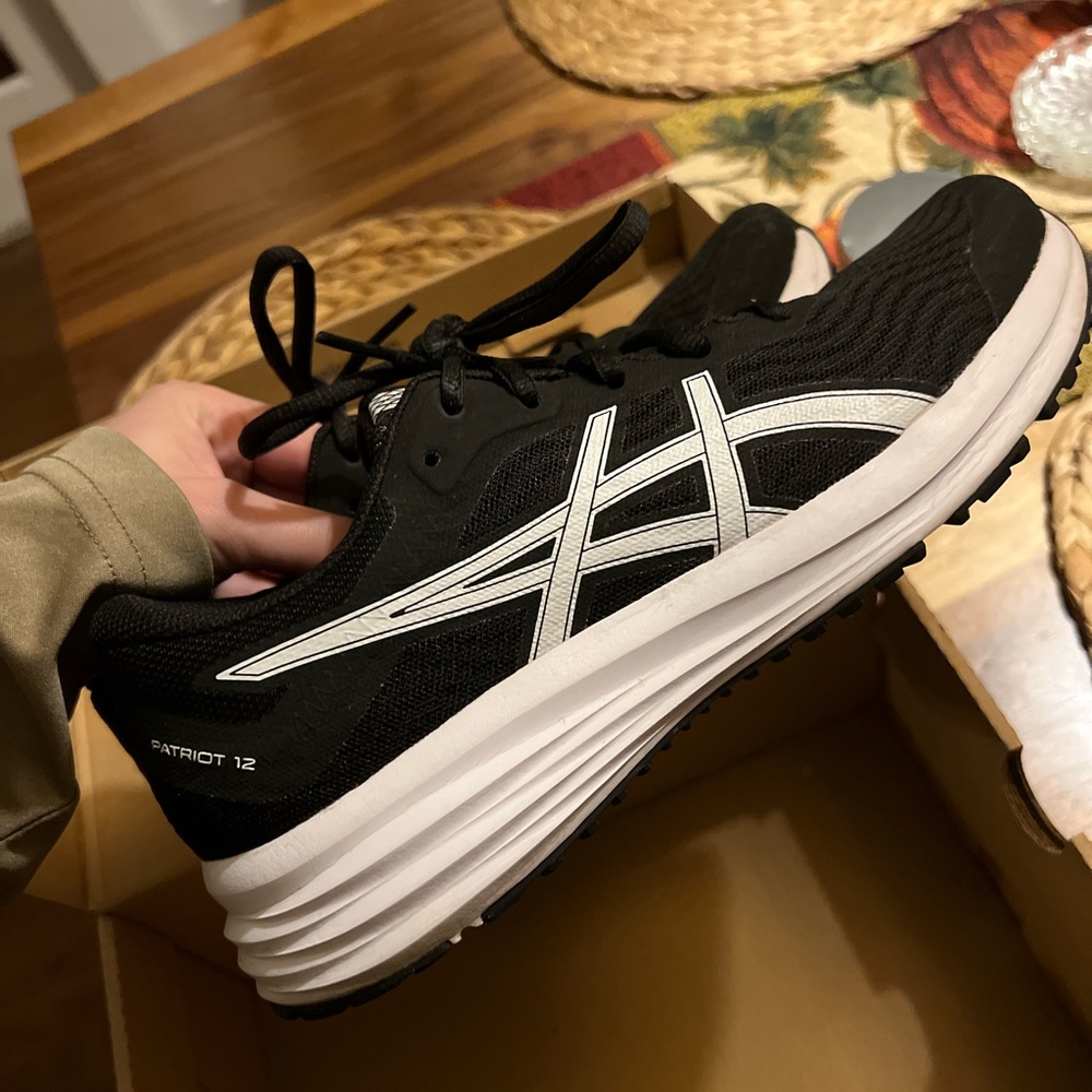 ASICS patriot 12 size 7.5 womens